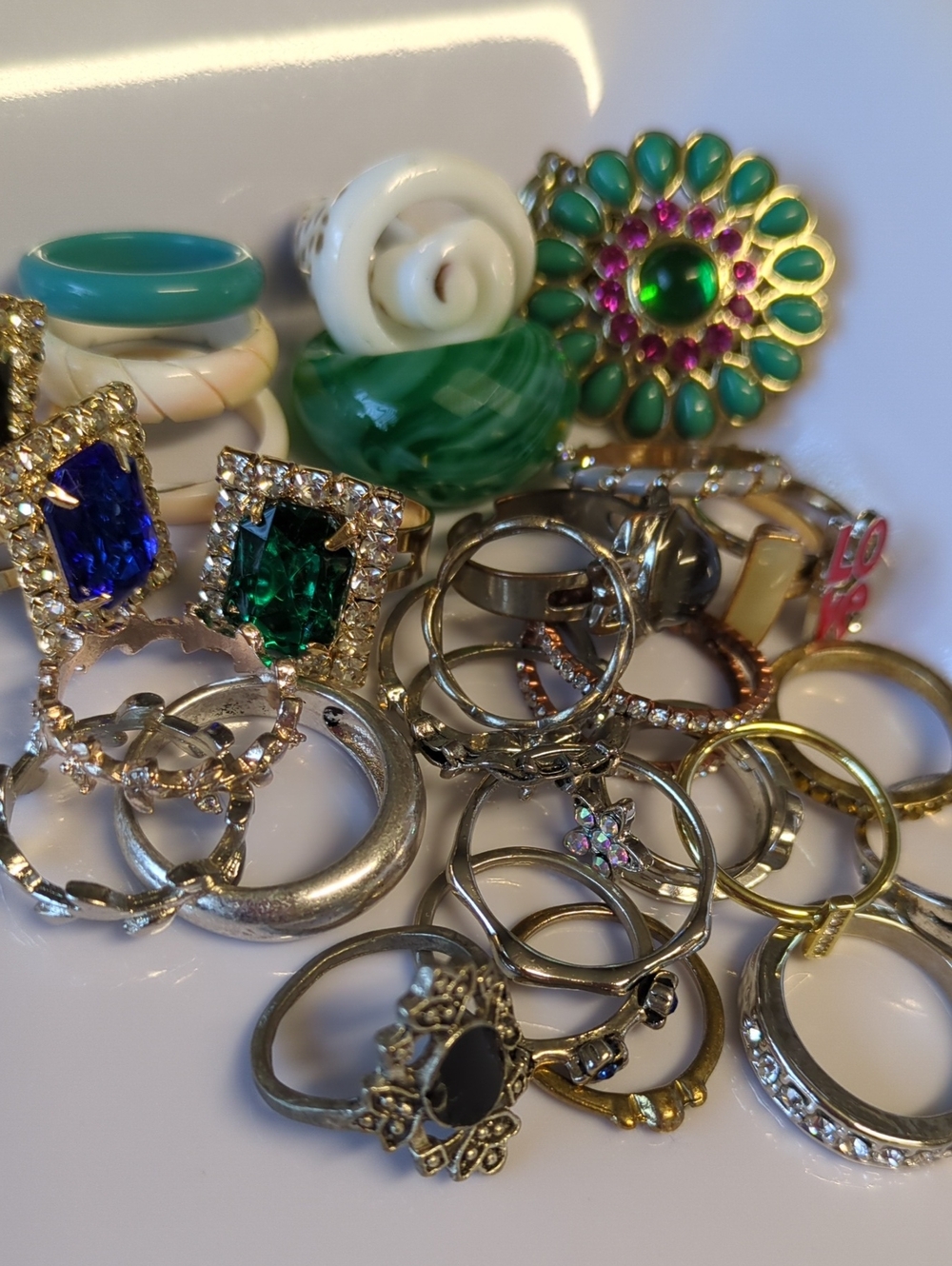 ☀️A83 Mixed Gold and Silvertone Wearable Women's Rings Set